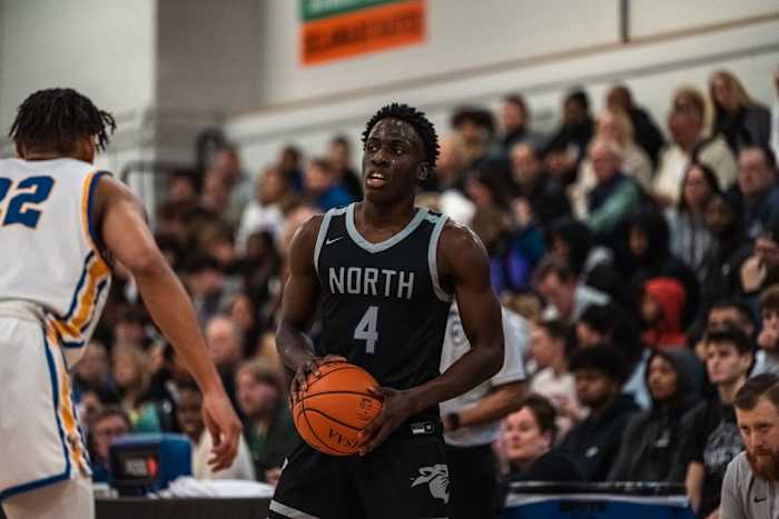 Gahanna Lincoln vs Pickerington Central boys basketball 0217223 Gabe Haferman30